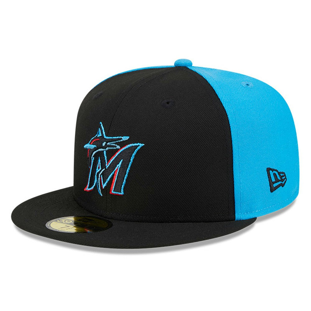 Miami Marlins Gameday Sideswipe 59FIFTY Fitted Hat - Black/Blue | New Era