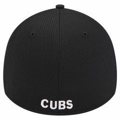 Chicago Cubs Active Dash Mark 39THIRTY Flex Hat - Black | New Era