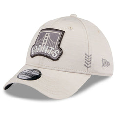 San Francisco Giants 2024 Clubhouse 39THIRTY Flex Hat - Cream | New Era