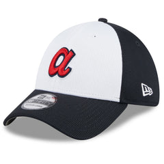 Atlanta Braves 2025 Batting Practice 39THIRTY Flex Hat - White | New Era