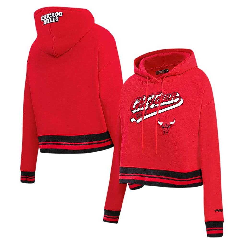 Chicago Bulls Pro Standard Women's Script Tail Cropped Pullover Hoodie - Red on sale
