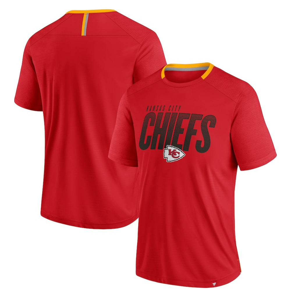 NFL Kansas City Chiefs Defender Fade Slant T-Shirt