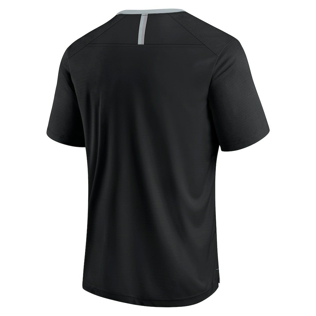 NFL Las Vegas Raiders Defender Fade Slant T-Shirt