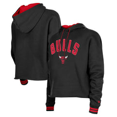 Chicago Bulls Women's Boxy Raw Edge Pullover Hoodie - Black | New Era on sale