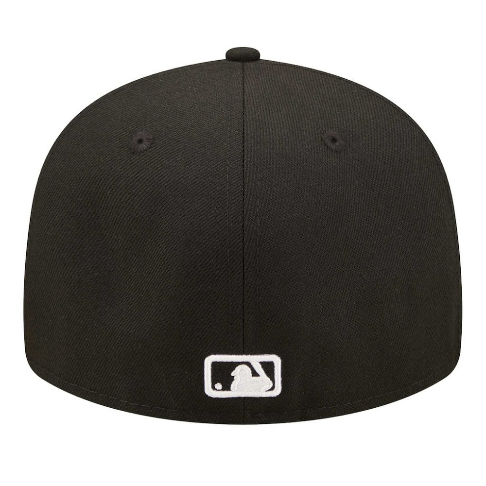 Chicago Cubs Low Profile 59FIFTY Fitted Hat - Black | New Era