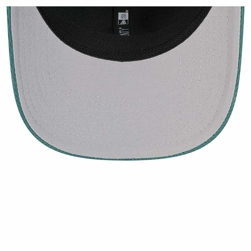 NFL Philadelphia Eagles Adventure Patched 9SEVENTY Stretch-Snap Adjustable Hat