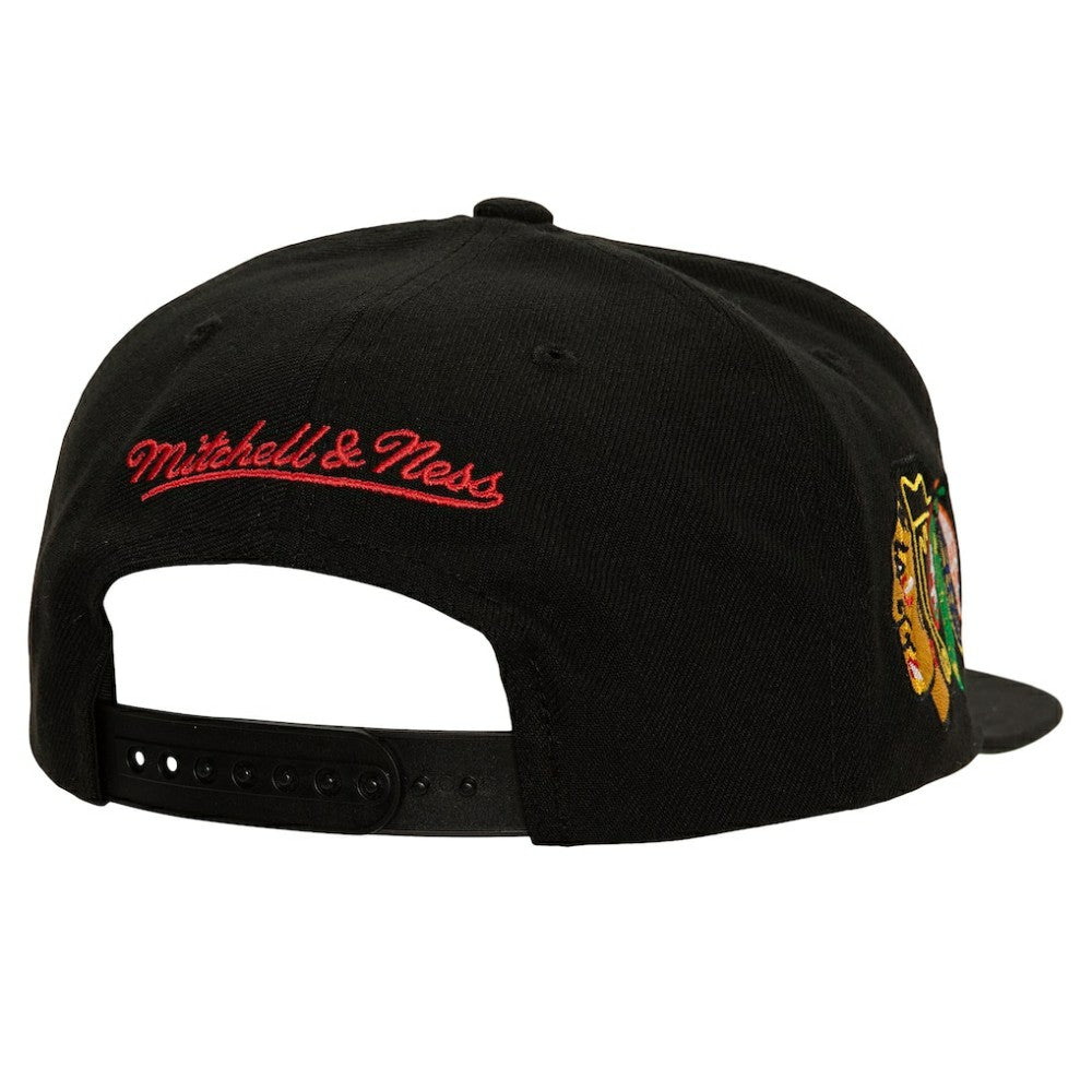 Chicago Blackhawks Mitchell & Ness Retro Script Colorblock Snapback Hat