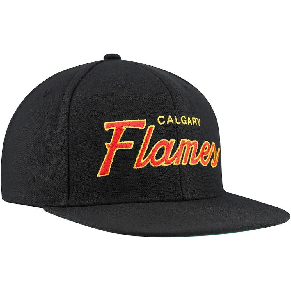 Calgary Flames Mitchell & Ness Core Team Script 2.0 Snapback Hat