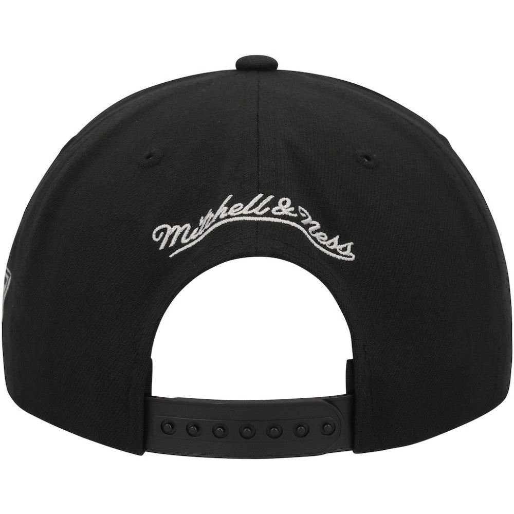 Los Angeles Kings Mitchell & Ness Core Team Script 2.0 Snapback Hat