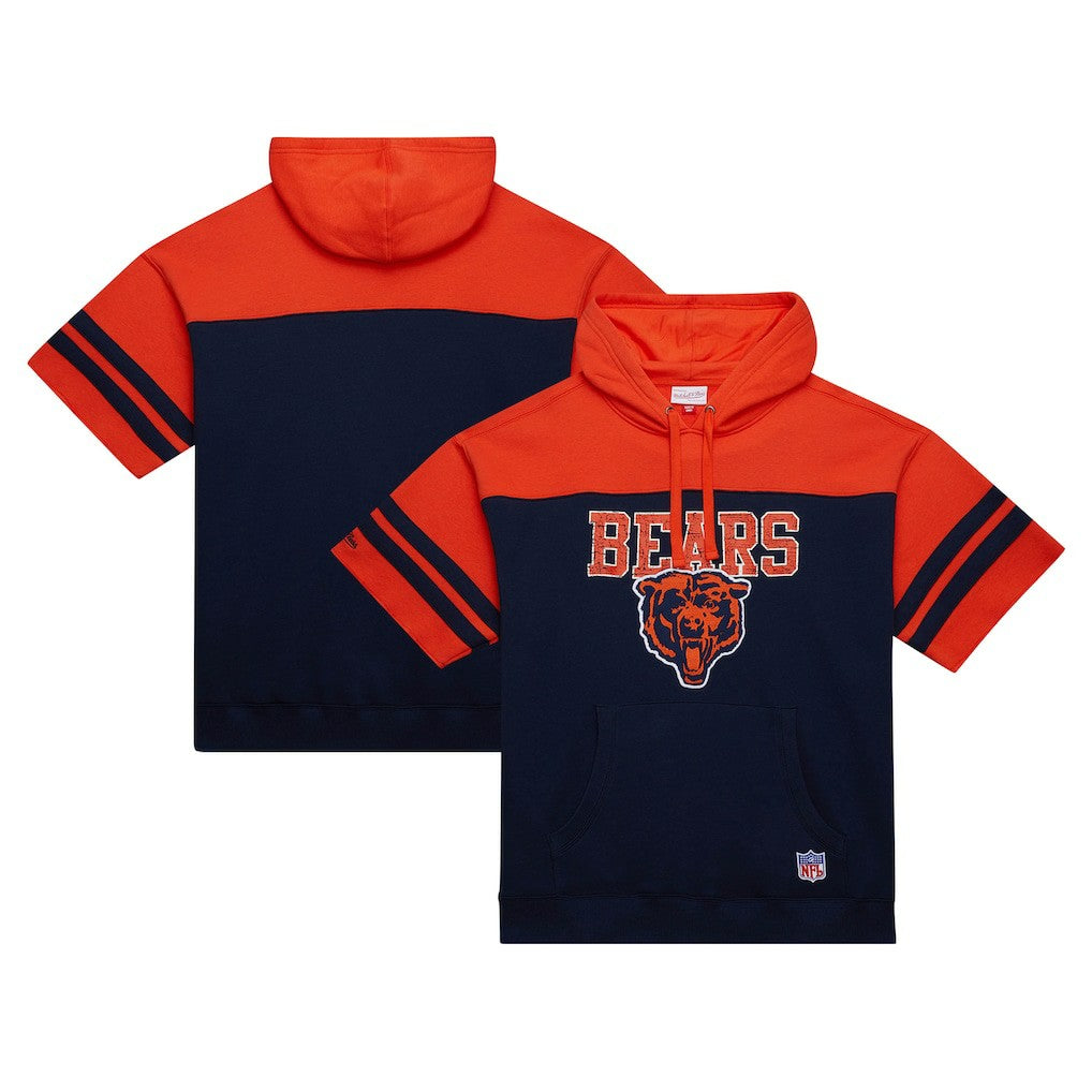 NFL Chicago Bears Off Field Vintage Logo Short Sleeve Pullover Hoodie