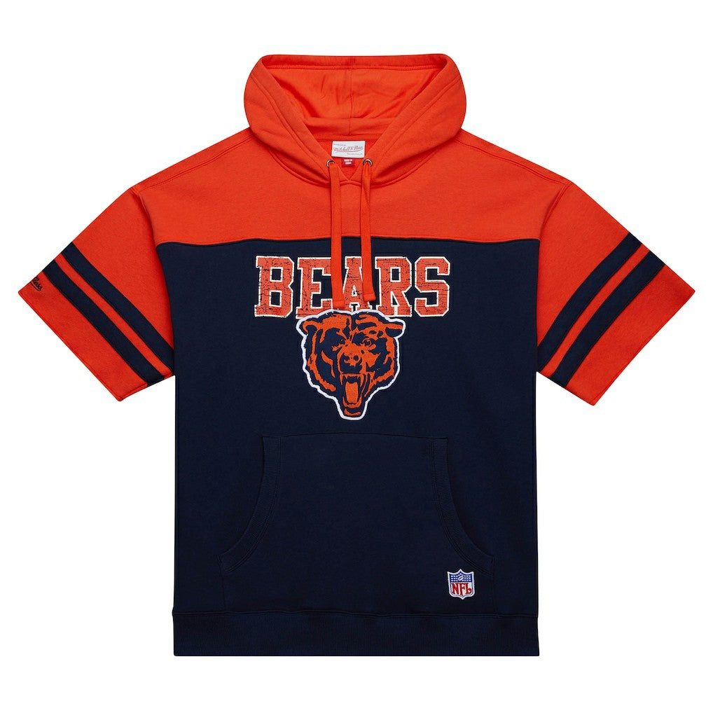 NFL Chicago Bears Off Field Vintage Logo Short Sleeve Pullover Hoodie