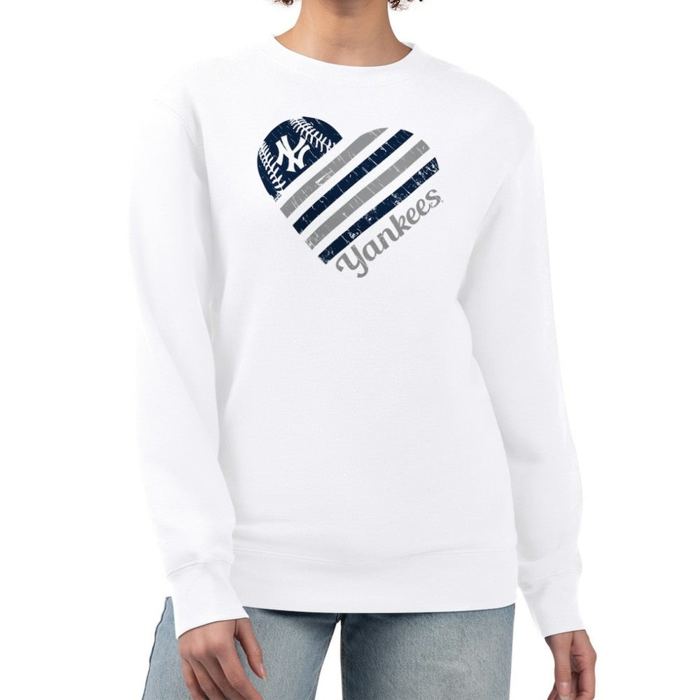 New York Yankees G-III 4Her by Carl Banks Women's Heart Logo Fleece Pullover Sweatshirt - White