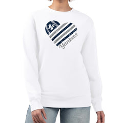 New York Yankees G-III 4Her by Carl Banks Women's Heart Logo Fleece Pullover Sweatshirt - White
