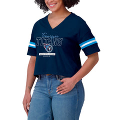 NFL Tennessee Titans WEAR by Erin Andrews Women's Color Block Boxy Modest Crop V-Neck T-Shirt