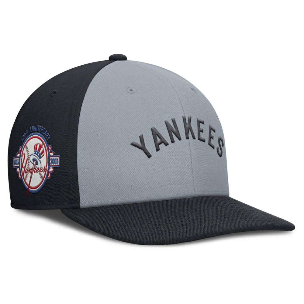 New York Yankees Pro Performance Snapback Hat - Gray/Navy | Nike