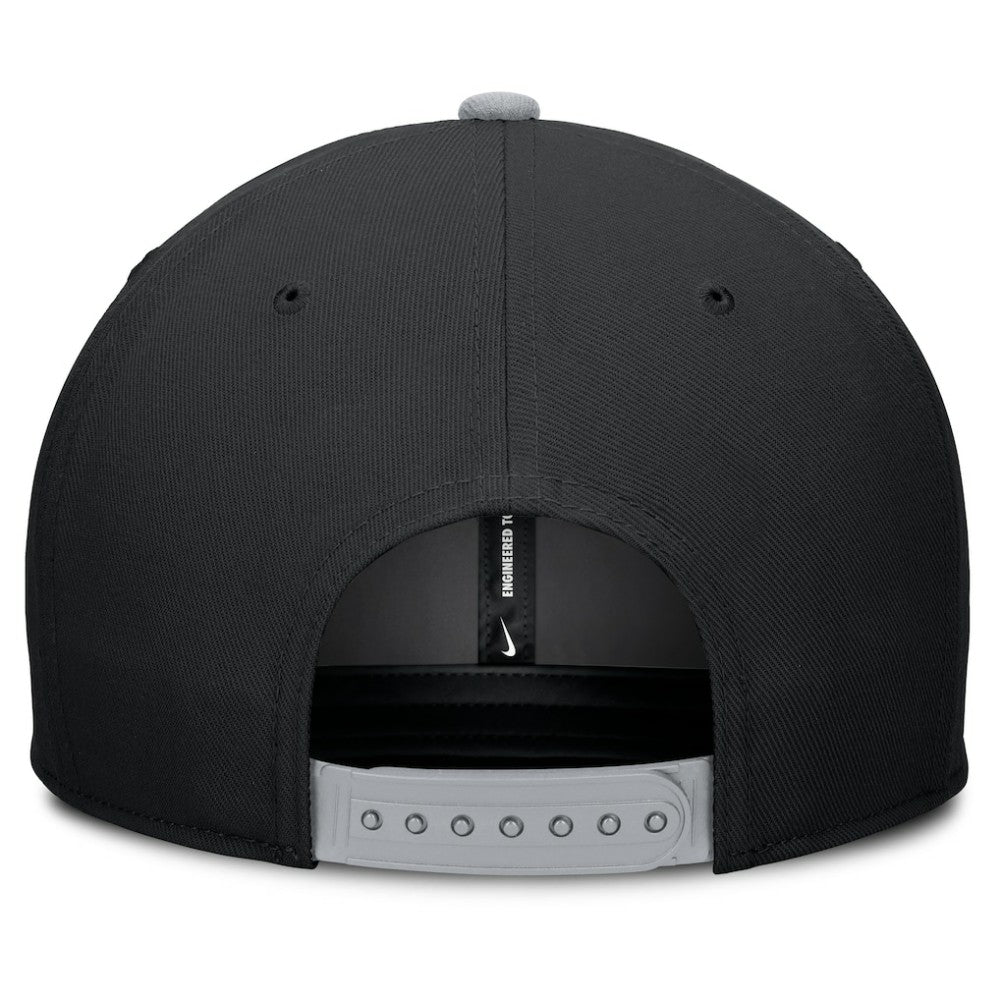 Chicago White Sox Pro Performance Snapback Hat - Black/Gray | Nike