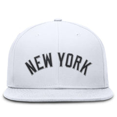 New York Yankees Wordmark Dri-FIT Round Bill True Fitted Hat - White | Nike