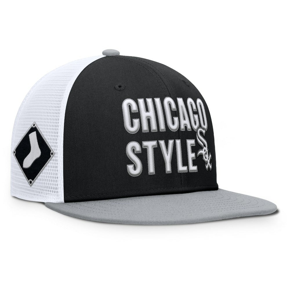 Chicago White Sox Pro Trucker Snapback Hat - Black | Nike