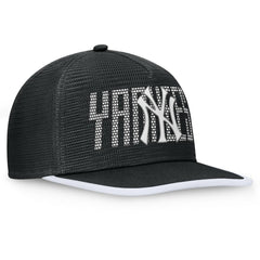 New York Yankees Let's Glow Line Drive Snapback Hat - Black