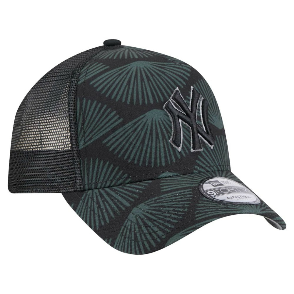 New York Yankees 9FORTY A-Frame Trucker Adjustable Hat - Black | New Era