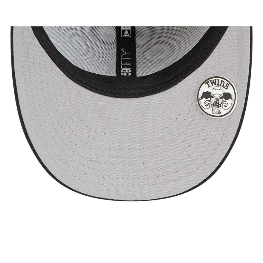 Minnesota Twins 2025 MLB Clubhouse Low Profile 59FIFTY Fitted Hat - Black | New Era