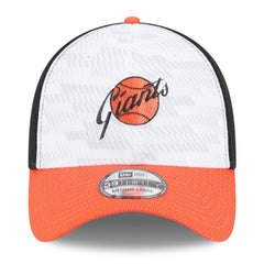 San Francisco Giants 2025 MLB Clubhouse 39THIRTY Flex Hat - Black/Orange | New Era