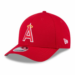 Los Angeles Angels 2025 MLB Clubhouse 9FORTY Adjustable Hat - Red | New Era