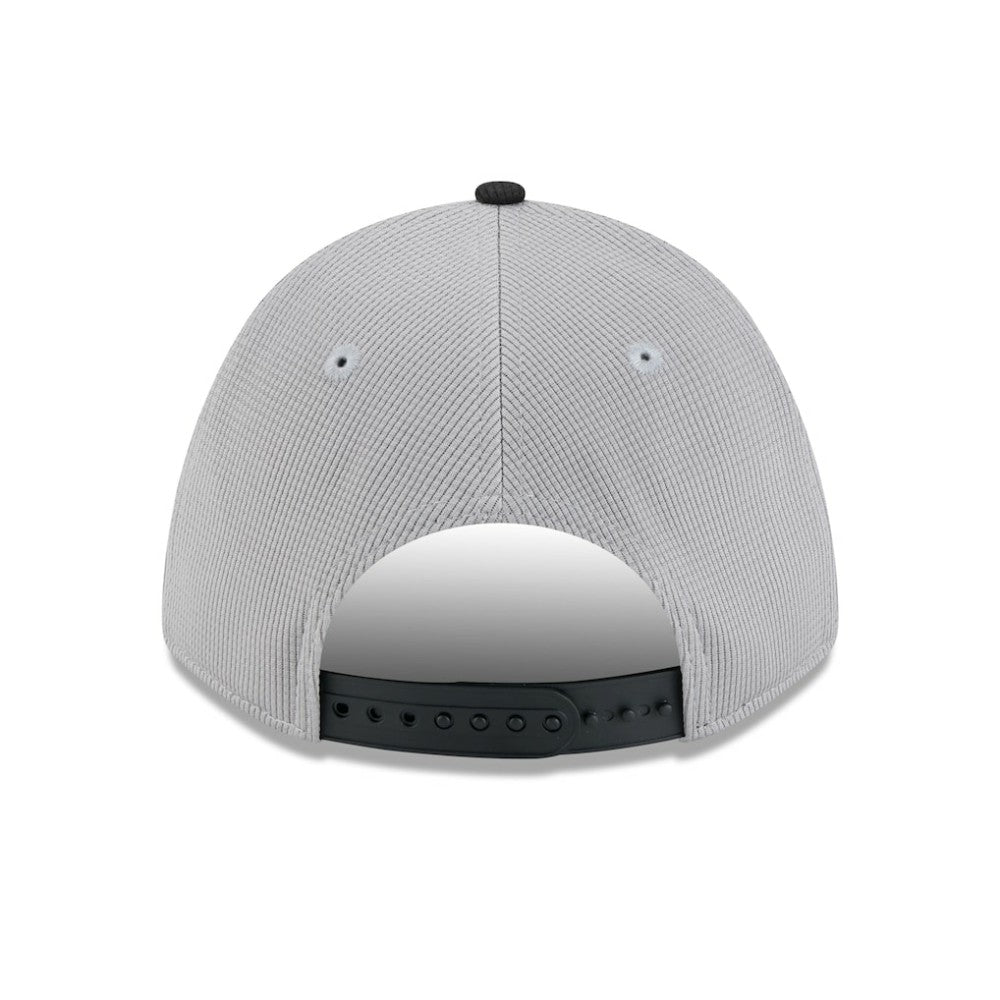 Chicago White Sox 2025 Batting Practice 9FORTY M-Crown Adjustable Hat - Gray/Black | New Era