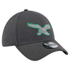 NFL Philadelphia Eagles Throwback Logo Main 39THIRTY Flex Hat