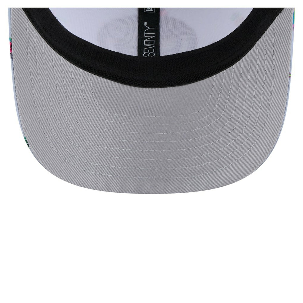 Brooklyn Nets Adventure Aloha Pattern 9SEVENTY Stretch-Snap Hat - Light Blue/Gray | New Era shop