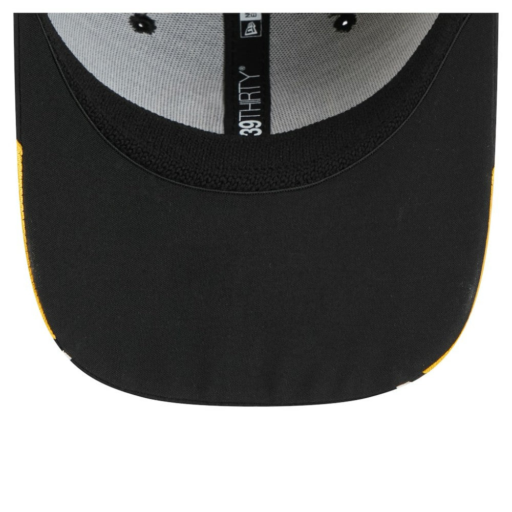 Boston Bruins New Era Linear Featherweight 39THIRTY Flex Hat