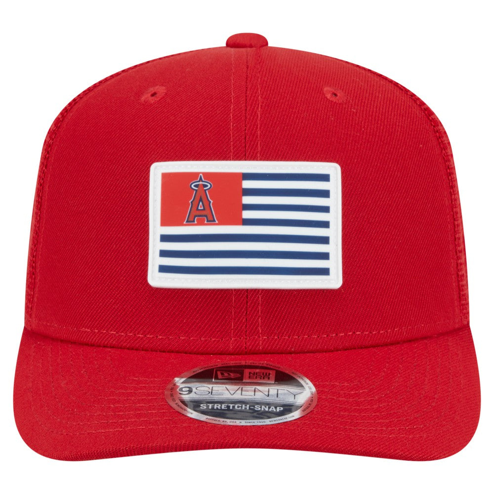 Los Angeles Angels Flag 9SEVENTY Stretch-Snap Hat - Red | New Era
