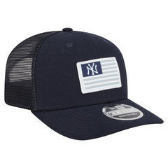 New York Yankees Flag 9SEVENTY Stretch-Snap Hat - Navy | New Era