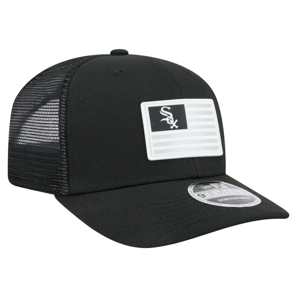 Chicago White Sox Flag 9SEVENTY Stretch-Snap Hat - Black | New Era