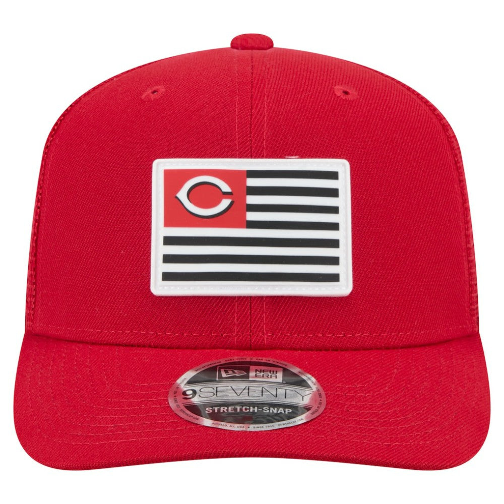 Cincinnati Reds Flag 9SEVENTY Stretch-Snap Hat - Red | New Era