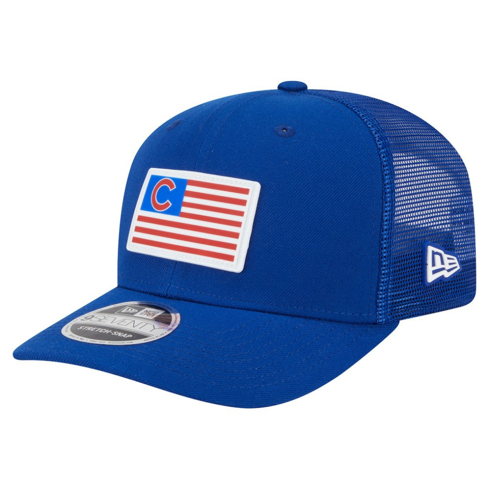 Chicago Cubs Flag 9SEVENTY Stretch-Snap Hat - Royal | New Era