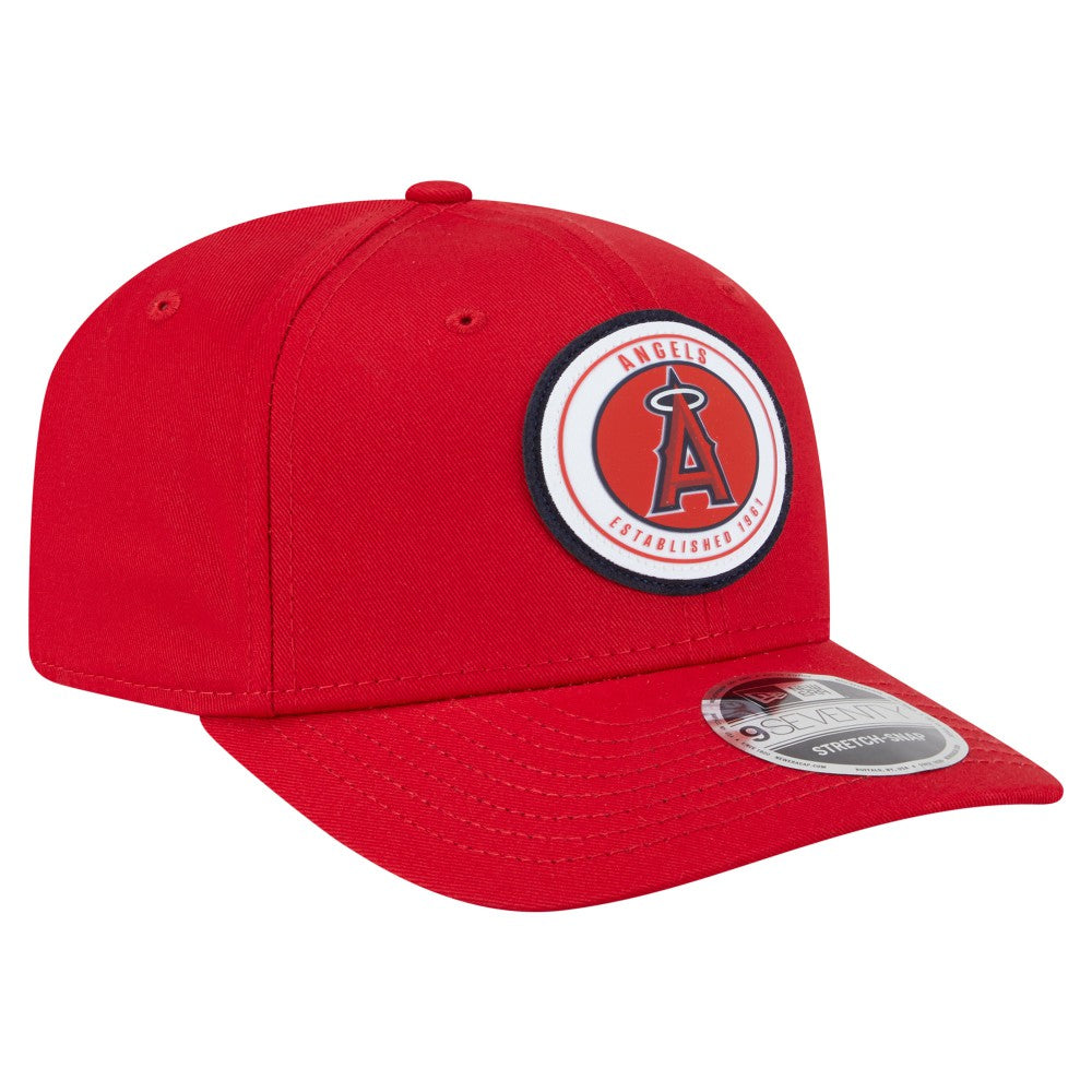 Los Angeles Angels Circle Patch 9SEVENTY Stretch-Snap Hat - Red | New Era