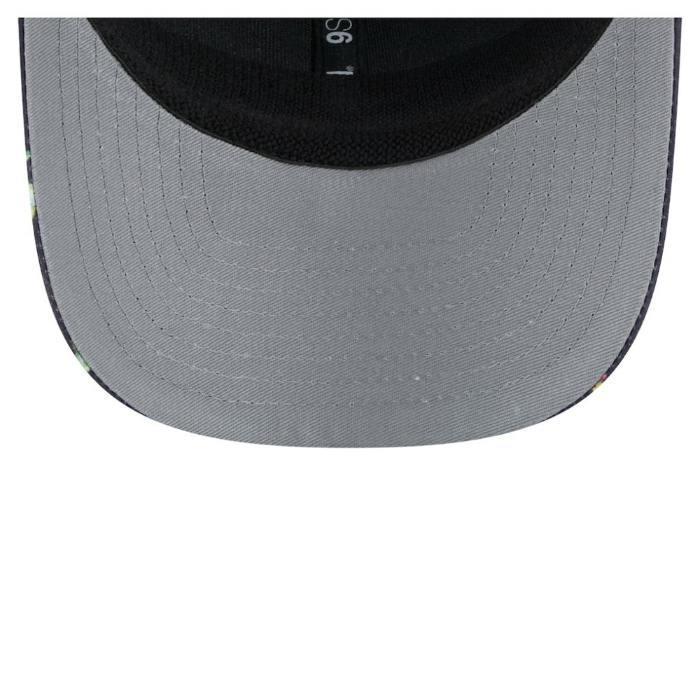 New York Yankees Adventure Drinks Pattern 9SEVENTY Stretch-Snap Hat - Black | New Era