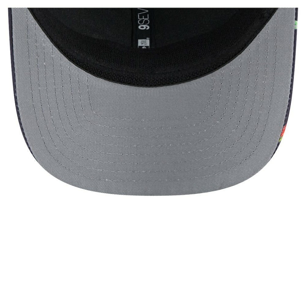 Atlanta Braves Adventure Drinks Pattern 9SEVENTY Stretch-Snap Hat - Black | New Era