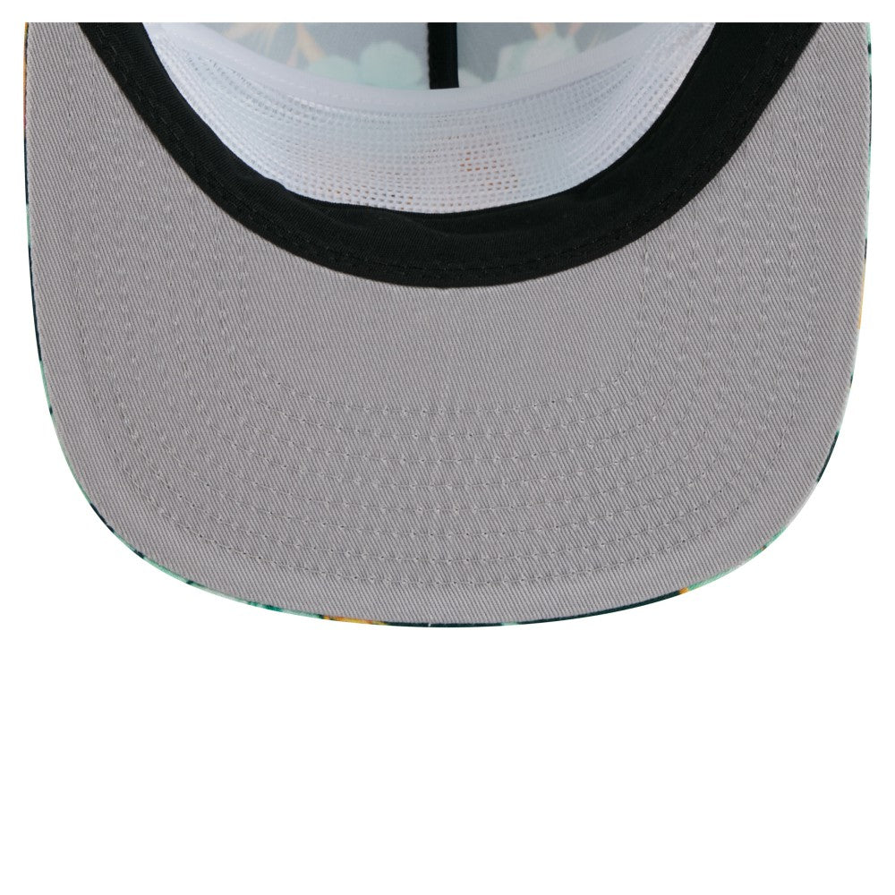 Athletics Adventure Pattern Golfer Trucker Snapback Hat - Green | New Era