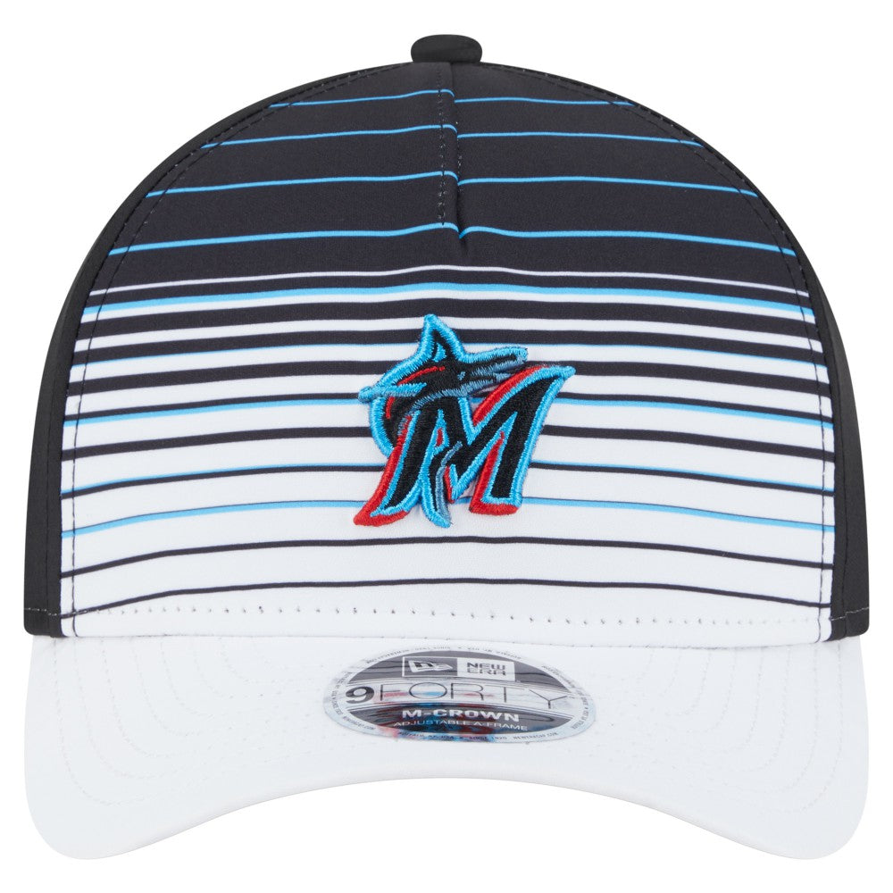 Miami Marlins Gradient 9FORTY M-Crown Adjustable Hat - Black | New Era