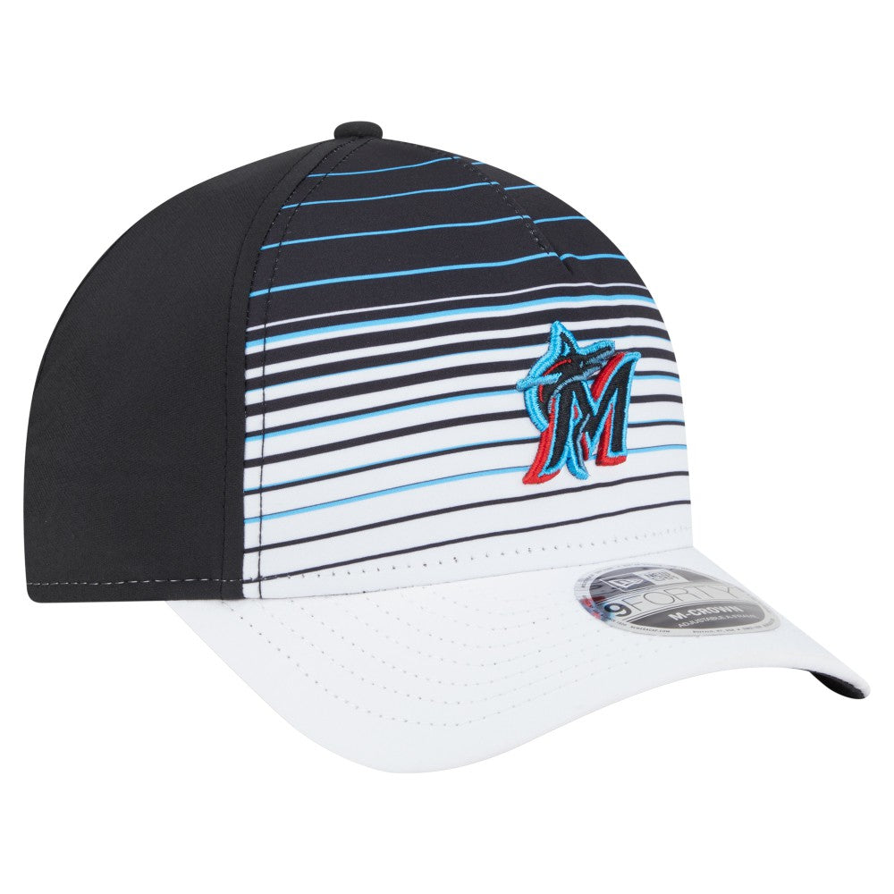 Miami Marlins Gradient 9FORTY M-Crown Adjustable Hat - Black | New Era