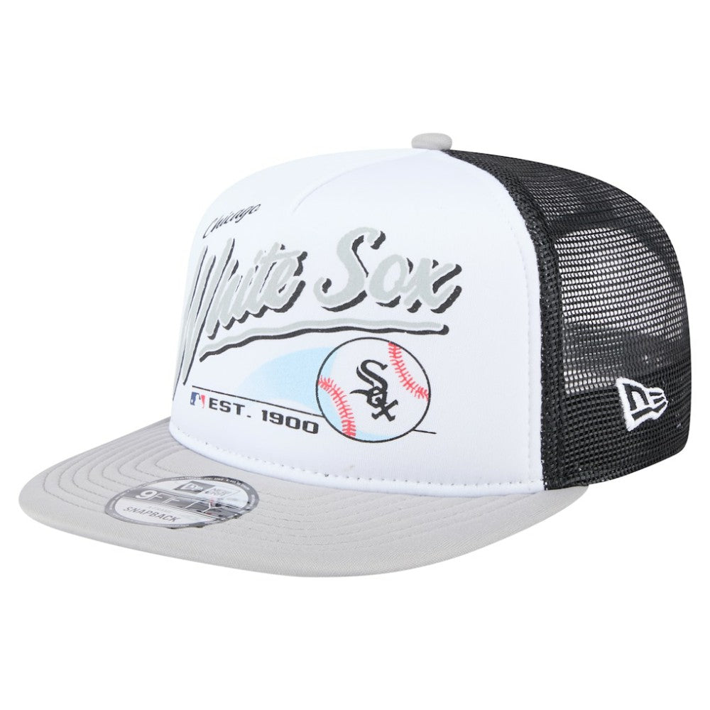 Chicago White Sox Retro Script Trucker 9FIFTY Snapback Hat - White/Gray | New Era