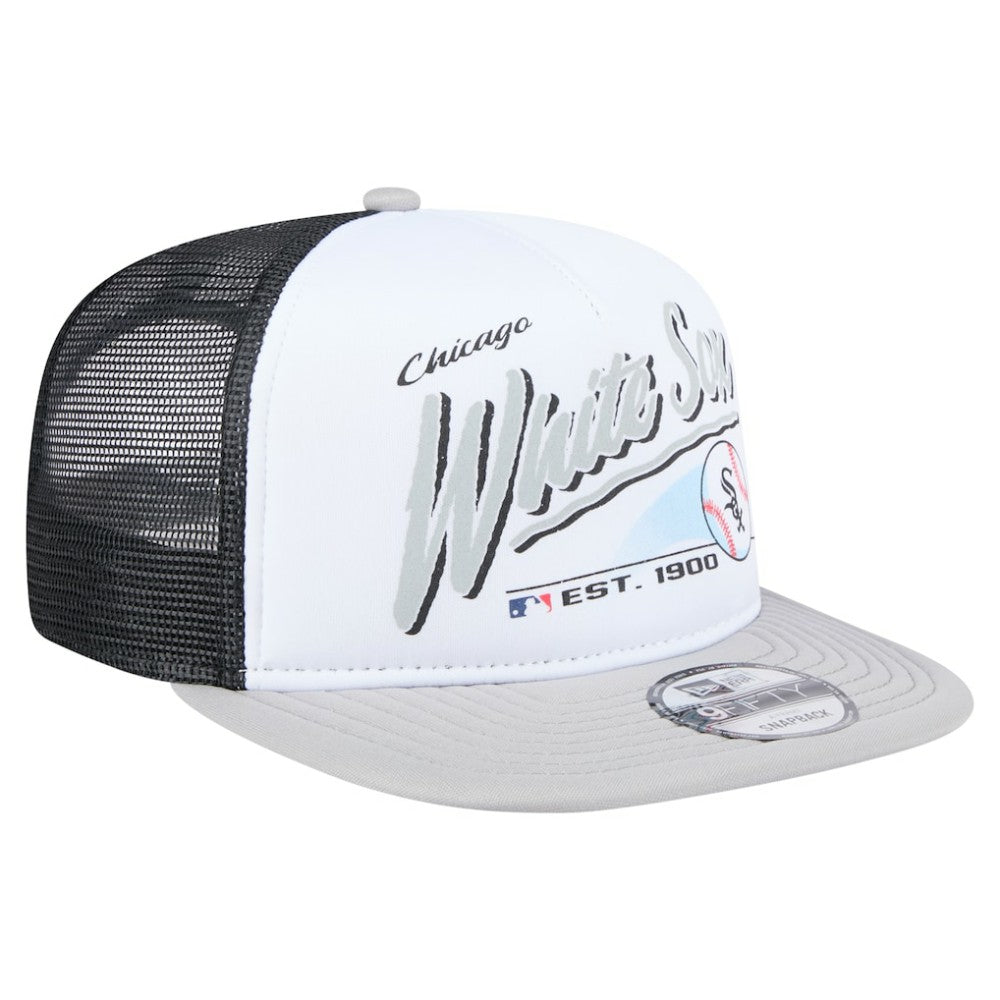 Chicago White Sox Retro Script Trucker 9FIFTY Snapback Hat - White/Gray | New Era