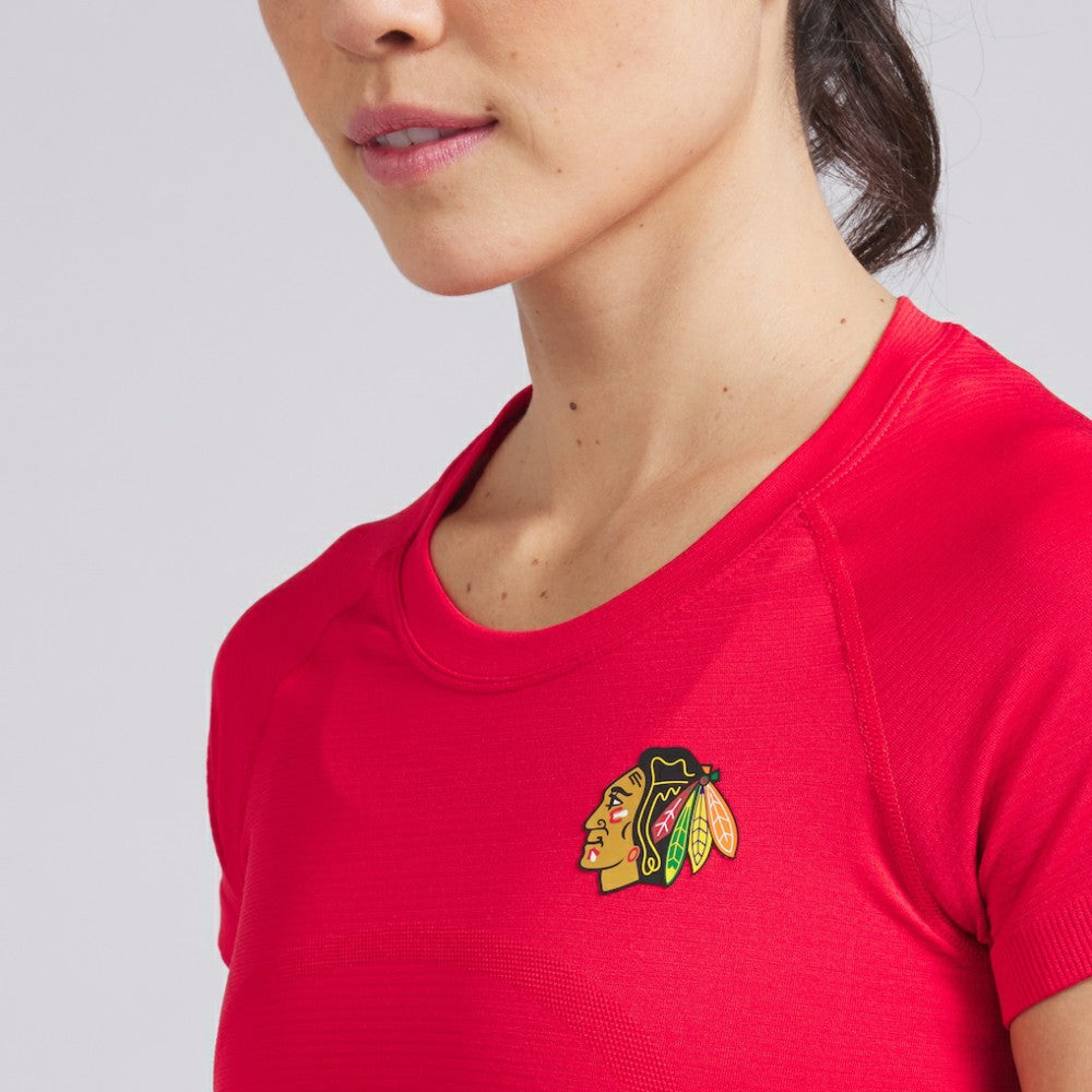 Chicago Blackhawks lululemon Women's Swiftly Tech Short-Sleeve Shirt 2.0