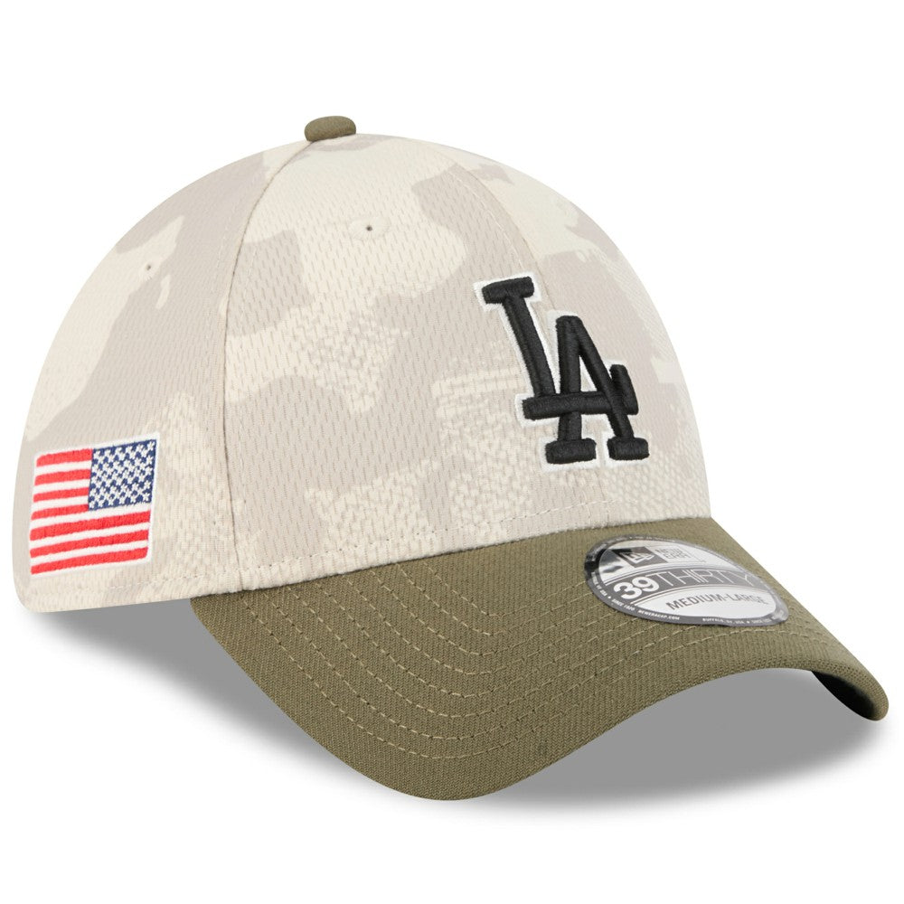 Los Angeles Dodgers 2025 Armed Forces Day 39THIRTY Flex Hat - Light Beige/Olive | New Era