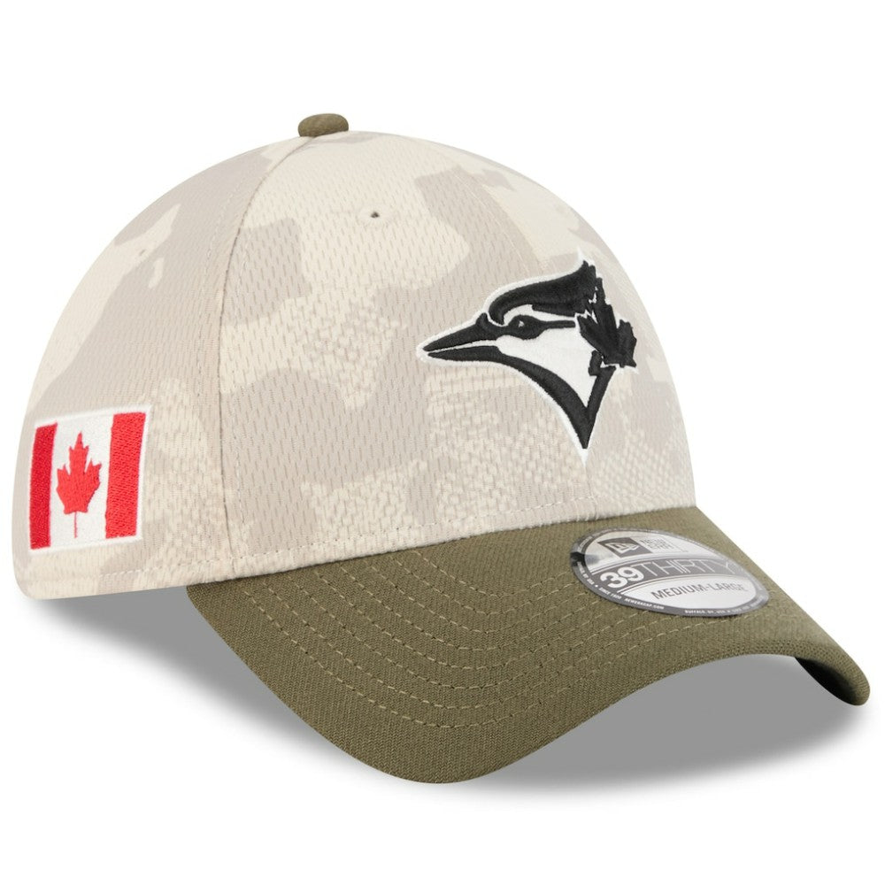 Toronto Blue Jays 2025 Armed Forces Day 39THIRTY Flex Hat - Light Beige/Olive | New Era