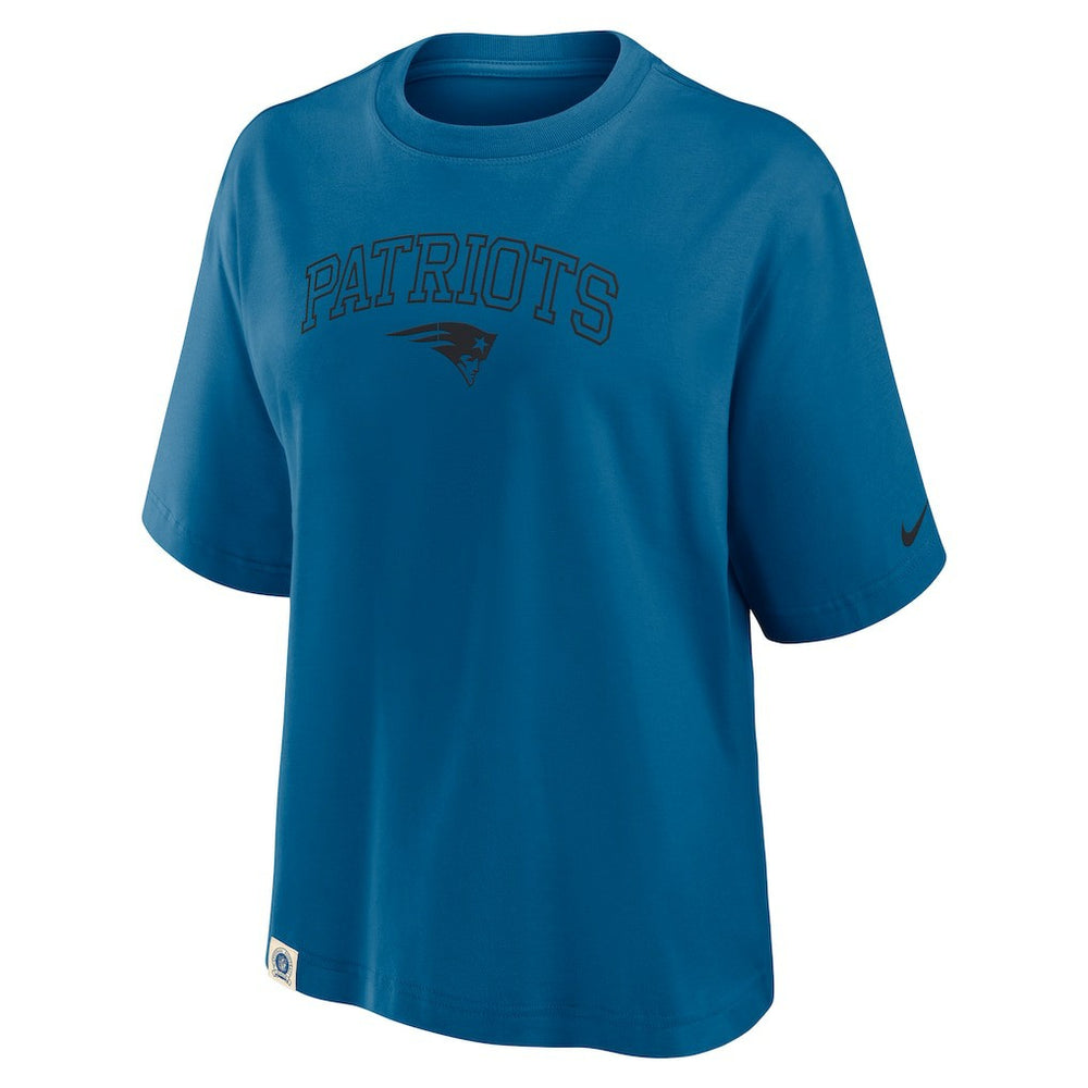 NFL New England Patriots Women's Glory Arch Boxy T-Shirt