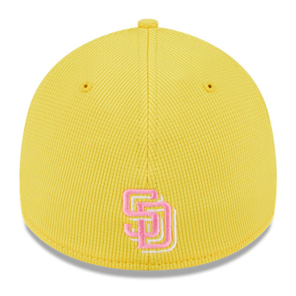San Diego Padres City Connect Batting Practice 39THIRTY Flex Hat - Yellow | New Era