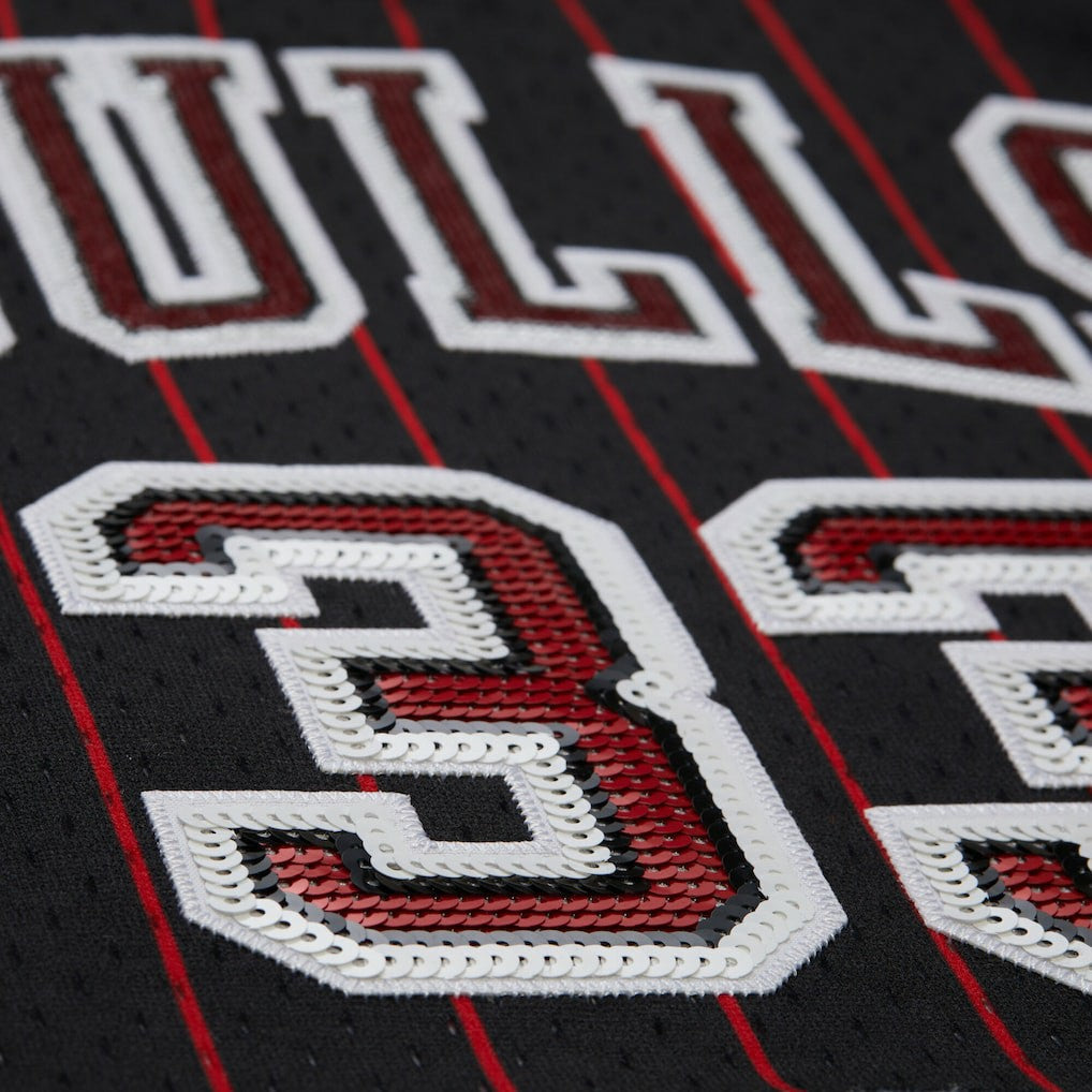 Scottie Pippen Chicago Bulls x DANNIJO Women's Fashion Cropped Basketball Jersey sale - Black | Mitchell & Ness shop